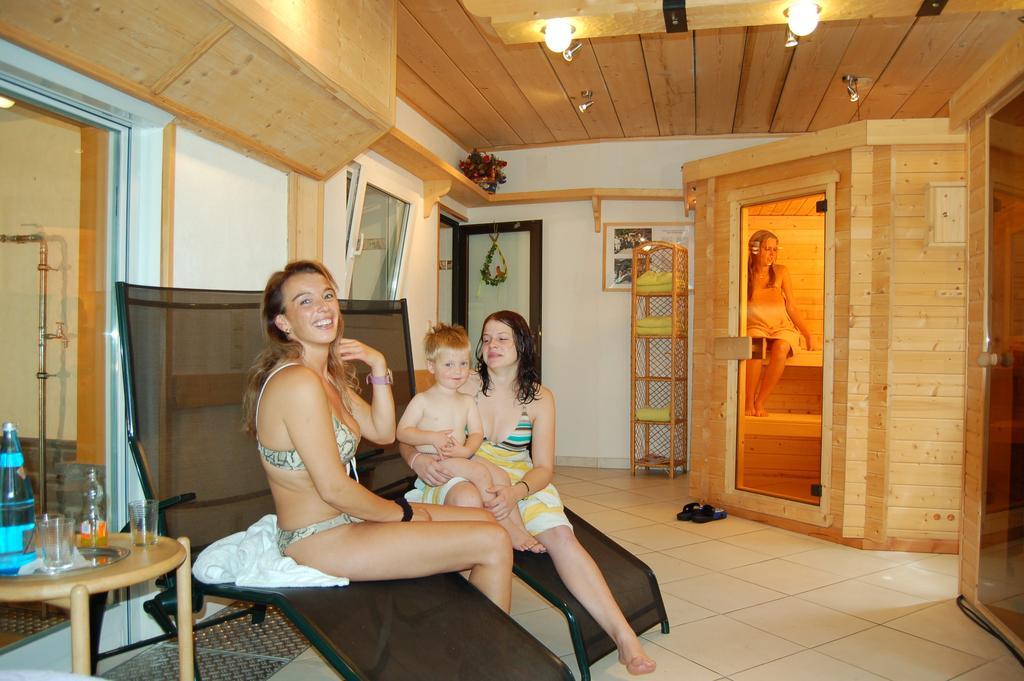 Ferienhotel Faisst Bad Peterstal-Griesbach Bilik gambar